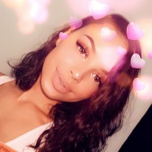 Meet your Posher, Monique